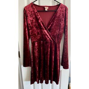 Red Burgundy Crushed Velvet Flare Sleeve Skater Dress, Size Medium